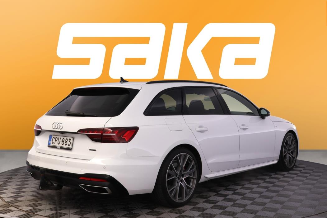 AUDI A4 2021