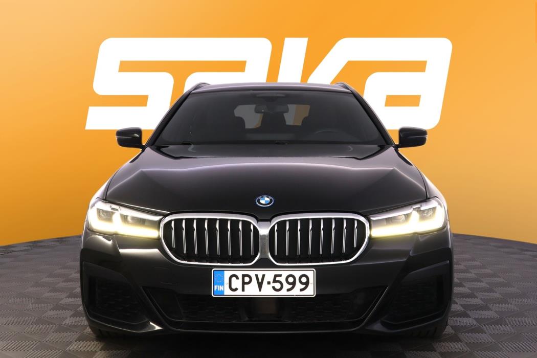 BMW 530 2022