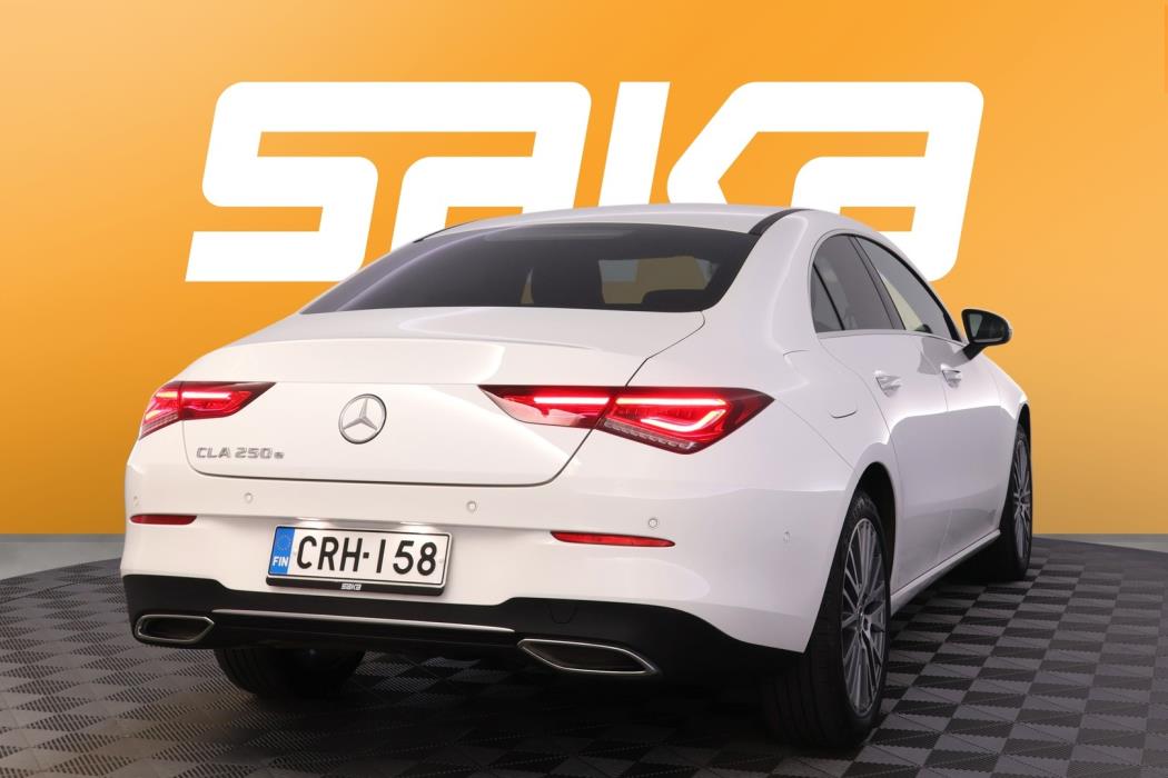 MERCEDES-BENZ CLA 2023