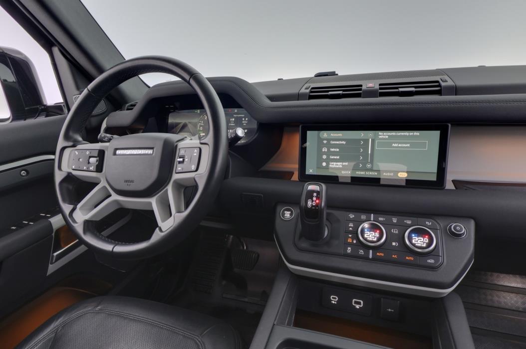 LAND ROVER Defender 2023