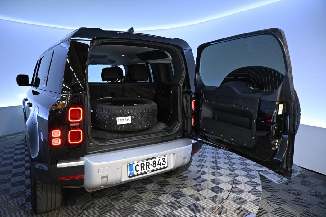 LAND ROVER Defender 2023