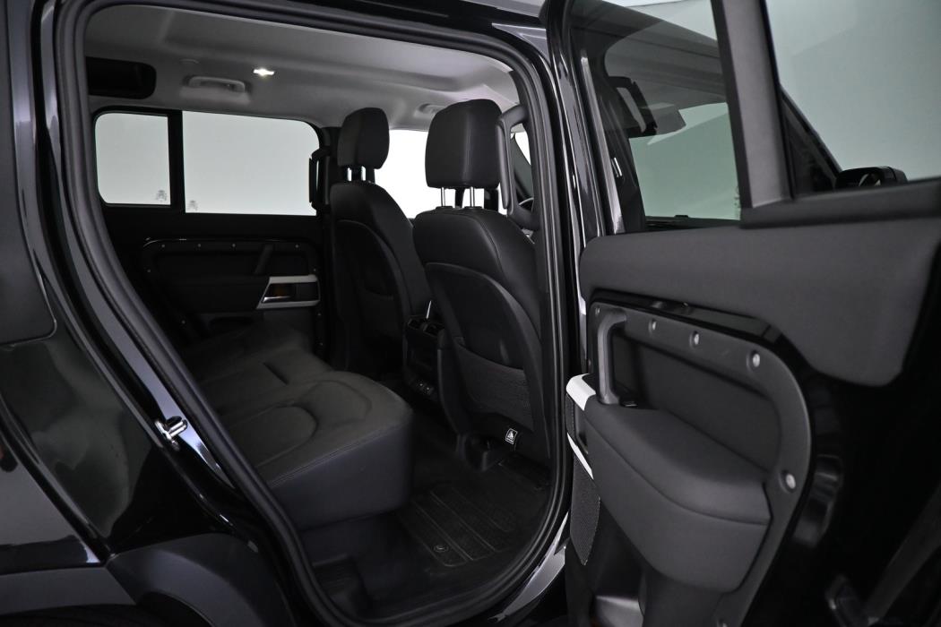 LAND ROVER Defender 2023