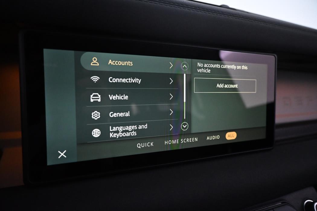 LAND ROVER Defender 2023