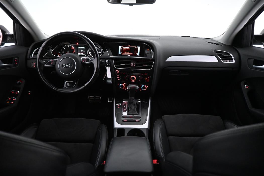 AUDI A4 2015