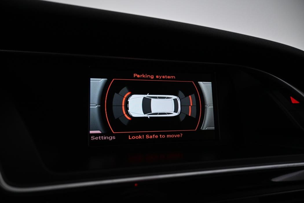 AUDI A4 2015