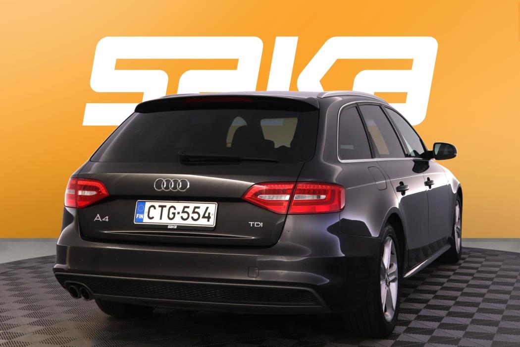AUDI A4 2015