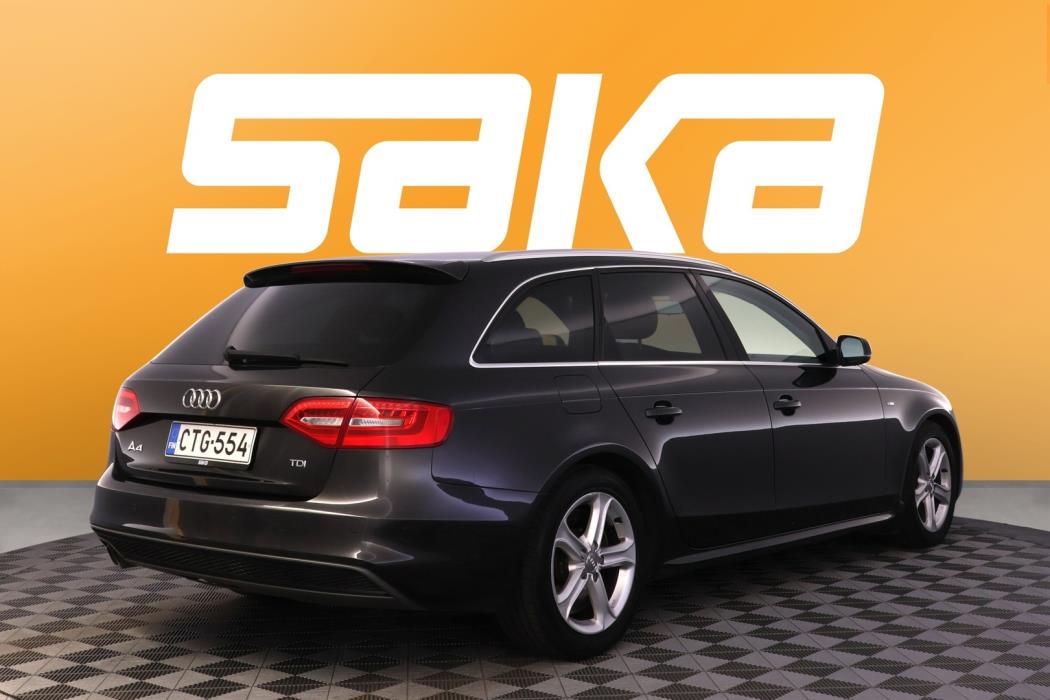 AUDI A4 2015
