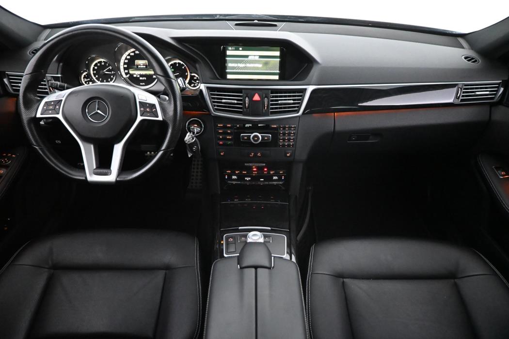 MERCEDES-BENZ E 2011