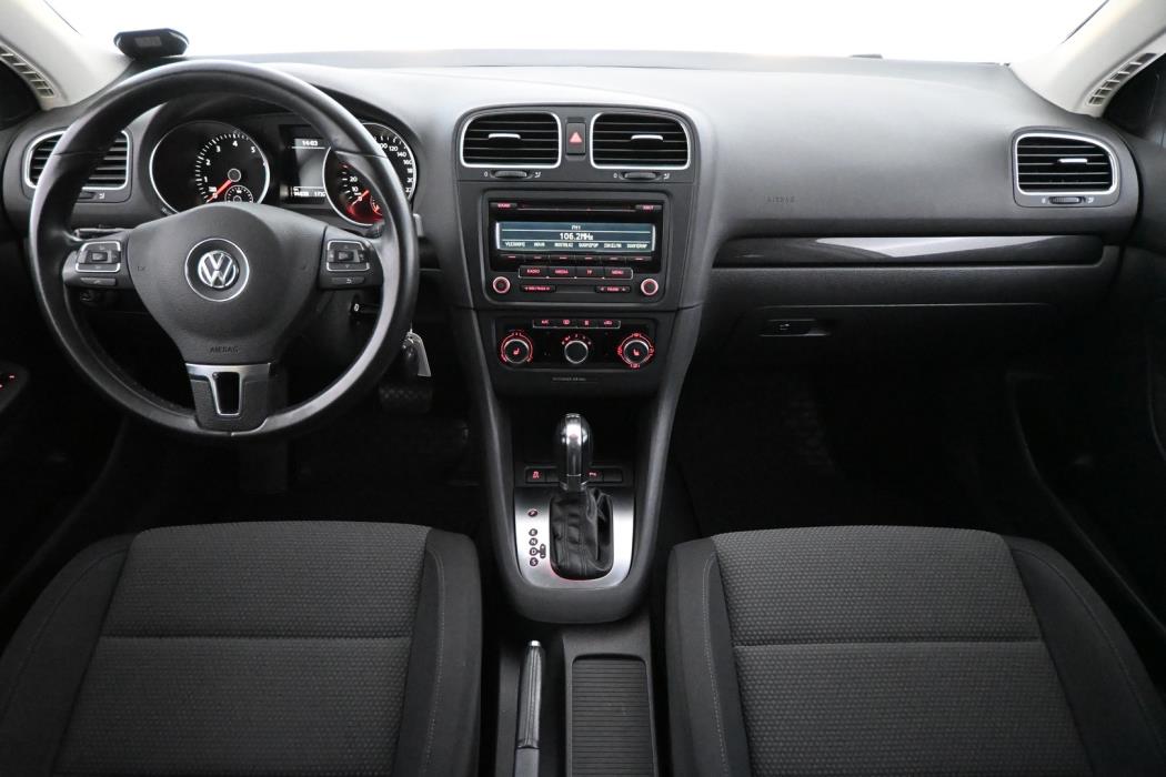 VOLKSWAGEN Golf 2013