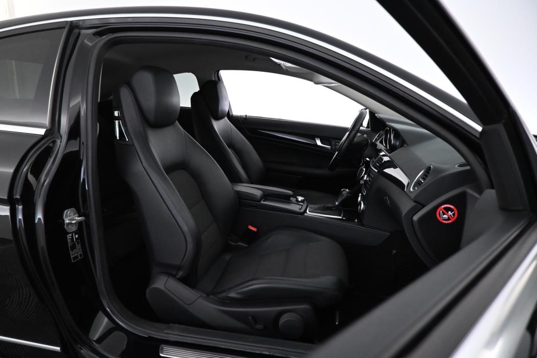 MERCEDES-BENZ C 2012