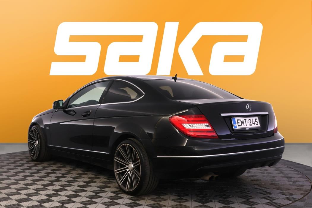 MERCEDES-BENZ C 2012
