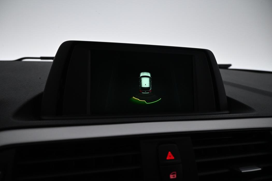 BMW 118 2018