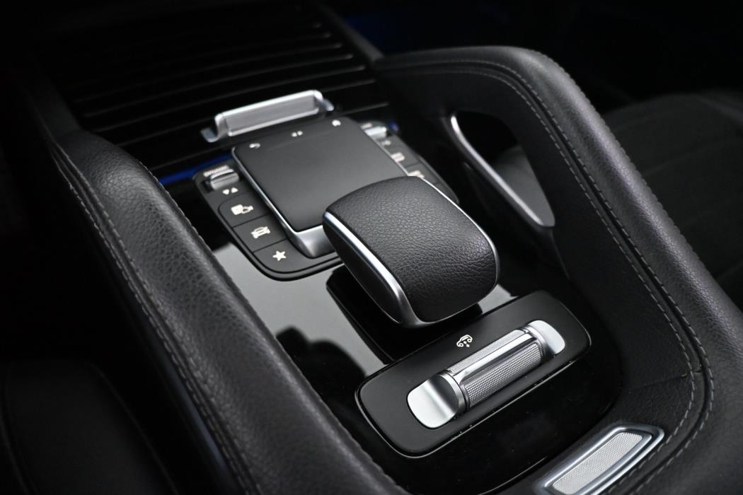 MERCEDES-BENZ GLE 2023