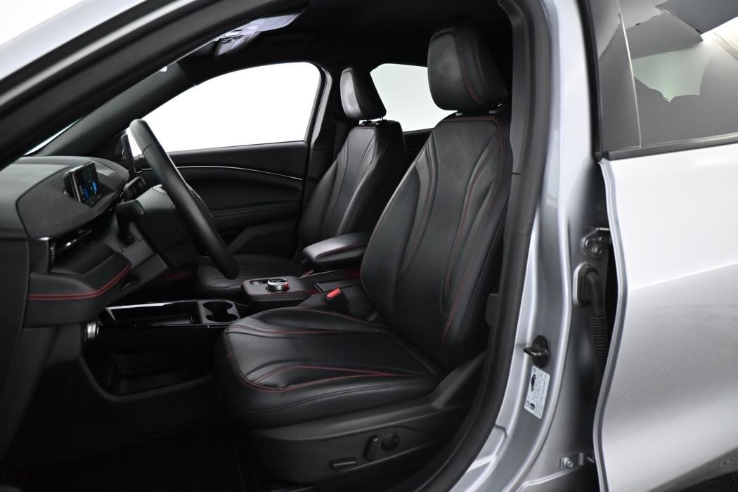 FORD Mustang Mach-E 2022