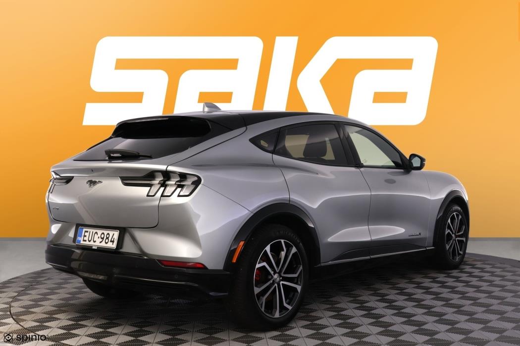 FORD Mustang Mach-E 2022