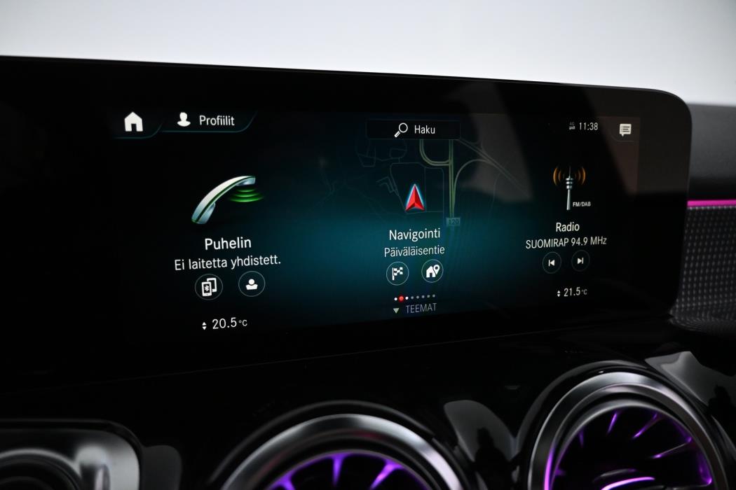 MERCEDES-BENZ EQB 2023