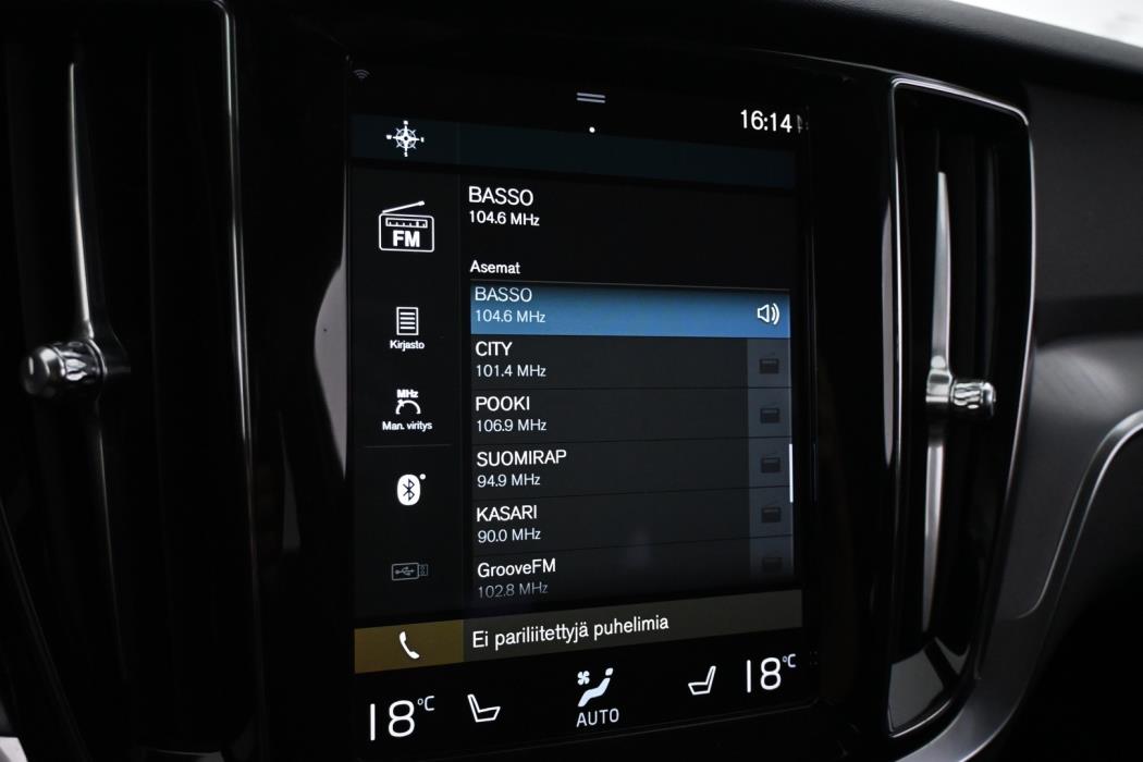 VOLVO V60 2021