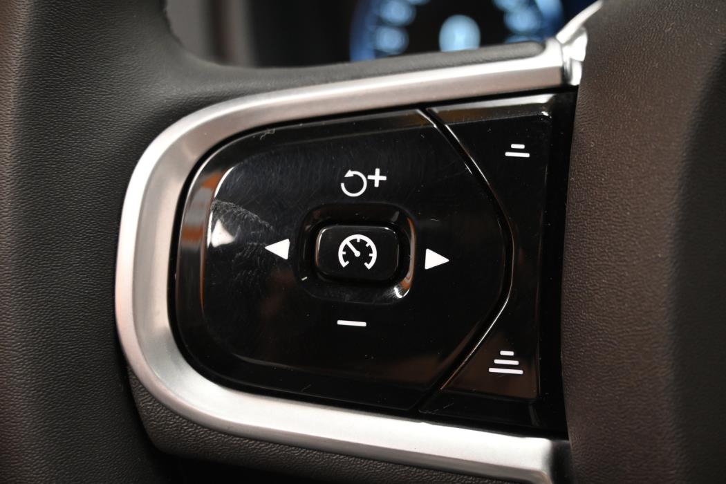 VOLVO XC90 2022