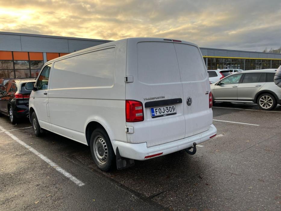 VOLKSWAGEN TRANSPORTER 2016