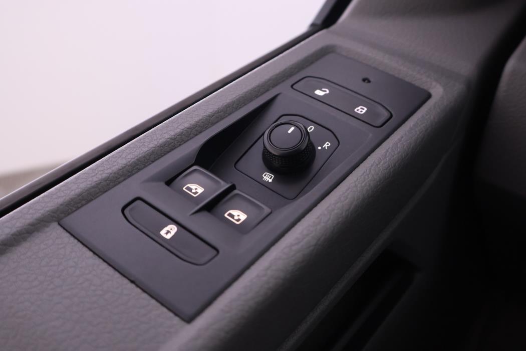 VOLKSWAGEN Caravelle 2020