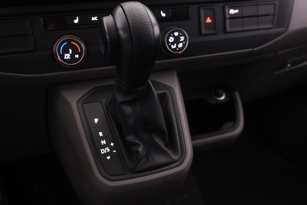 VOLKSWAGEN Caravelle 2020