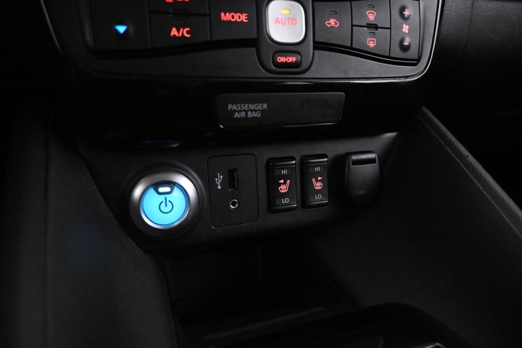 NISSAN Leaf 2018