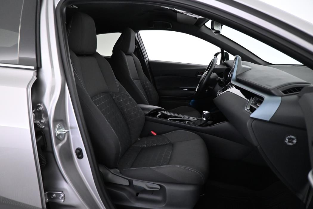 TOYOTA C-HR 2020