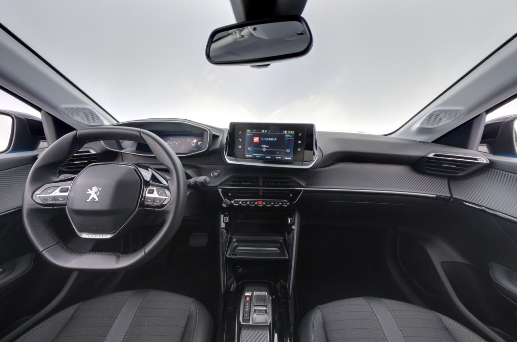 PEUGEOT e-208 2022