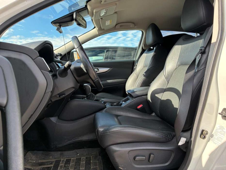 NISSAN Qashqai 2021