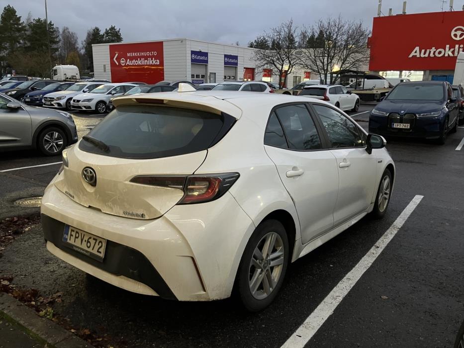TOYOTA Corolla 2021