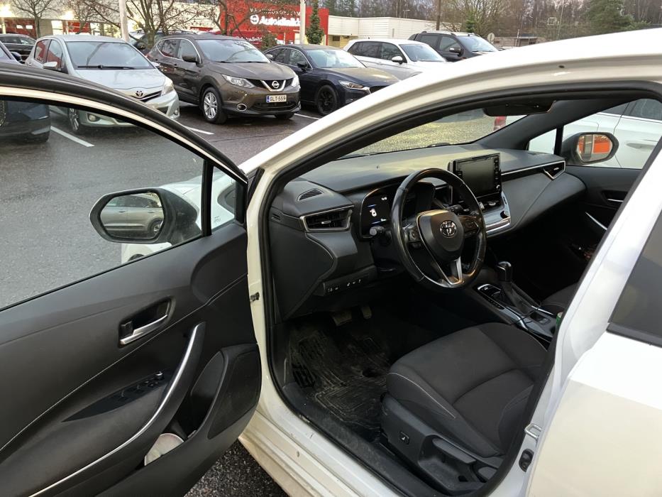 TOYOTA Corolla 2021