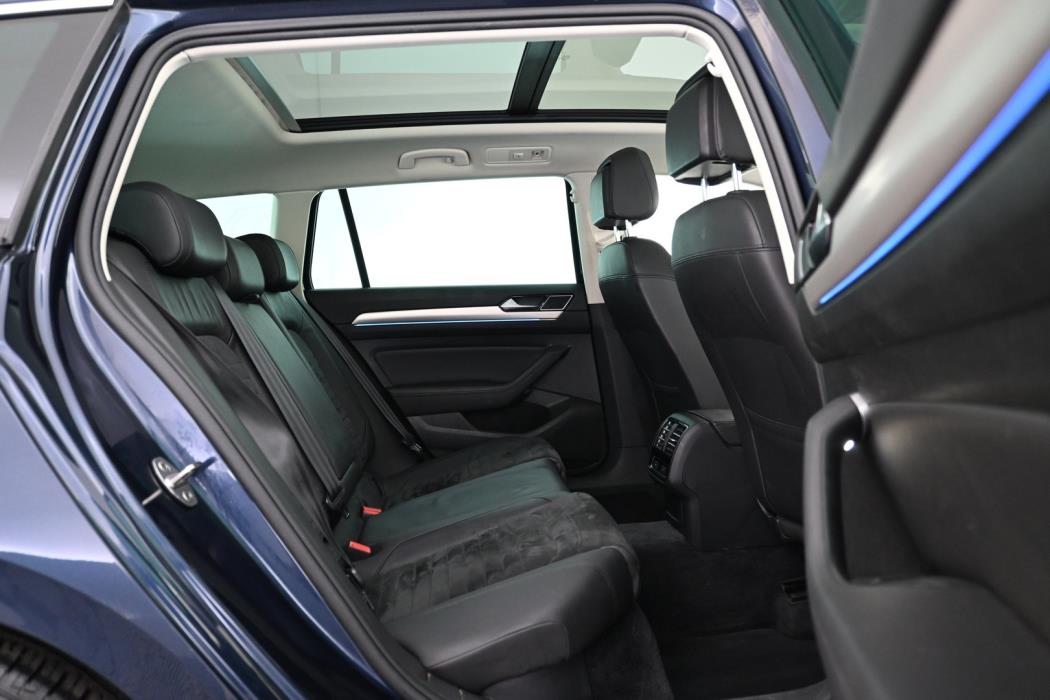 VOLKSWAGEN Passat 2017