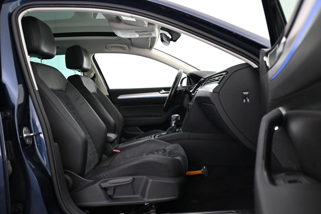 VOLKSWAGEN Passat 2017