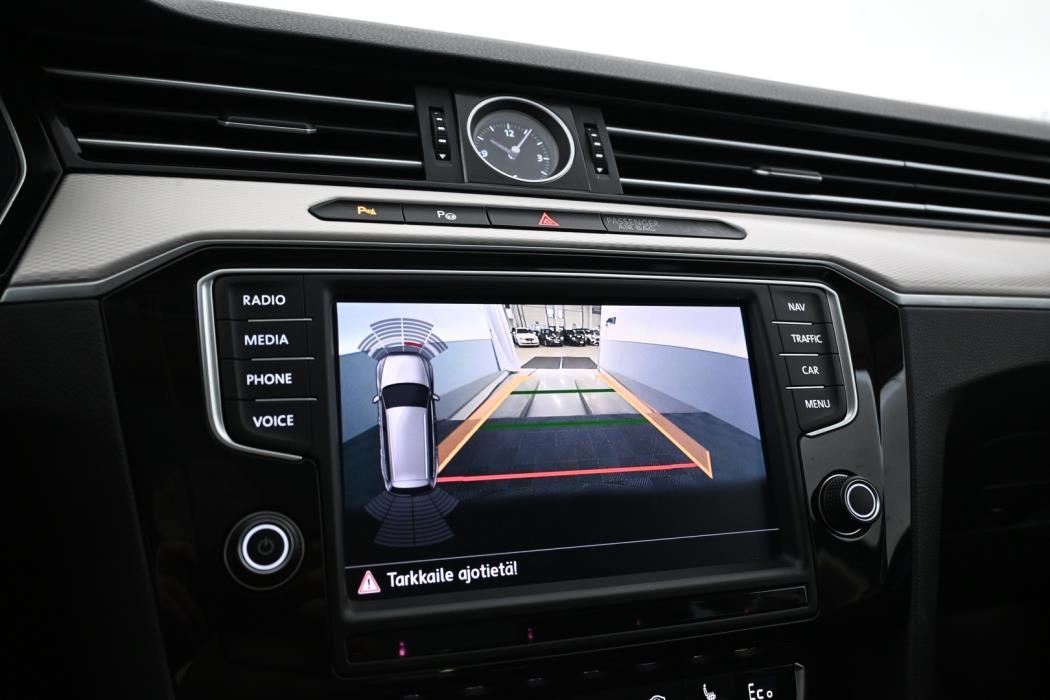 VOLKSWAGEN Passat 2017