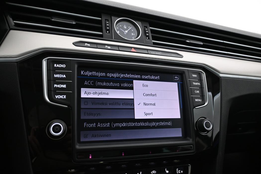 VOLKSWAGEN Passat 2017