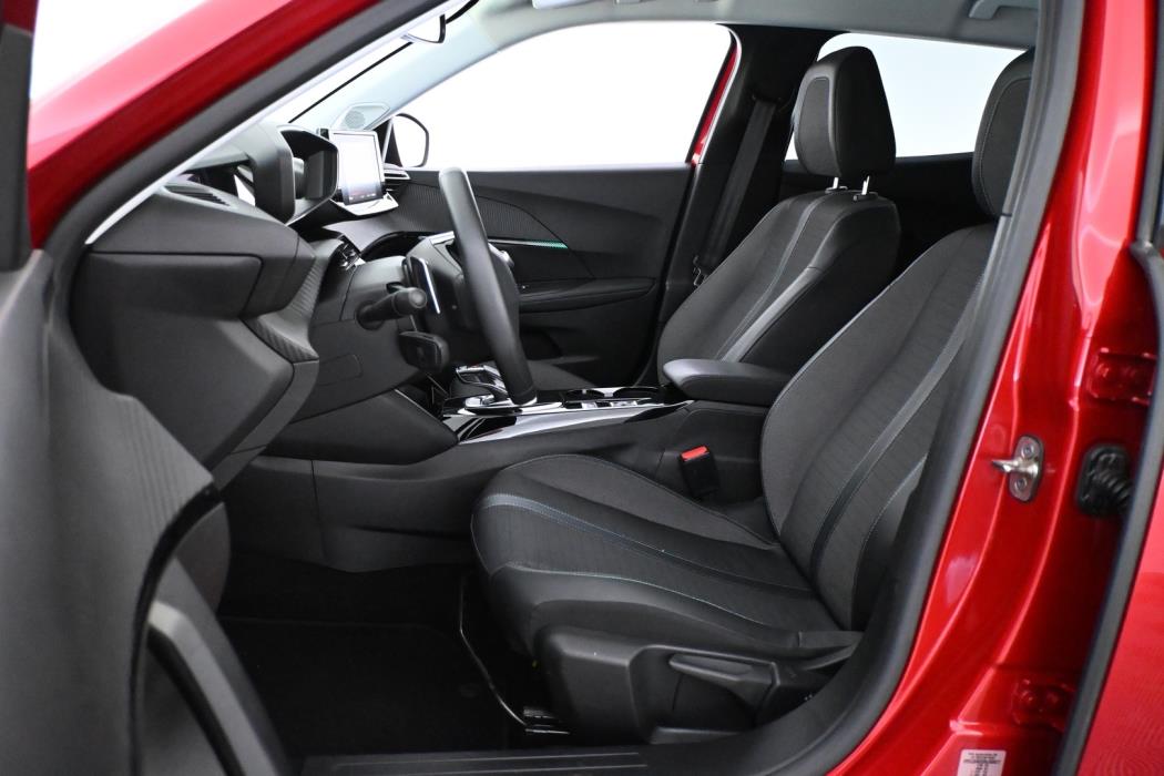 PEUGEOT 2008 2021