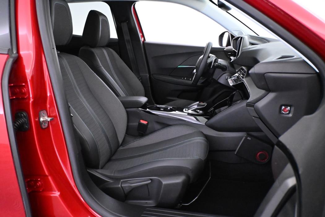 PEUGEOT 2008 2021
