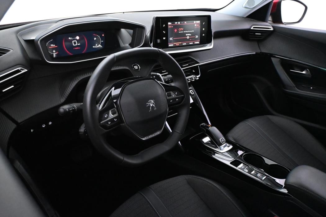 PEUGEOT 2008 2021