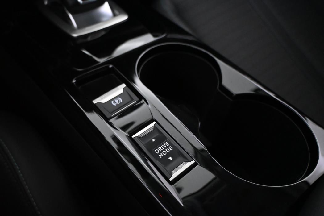 PEUGEOT 2008 2021