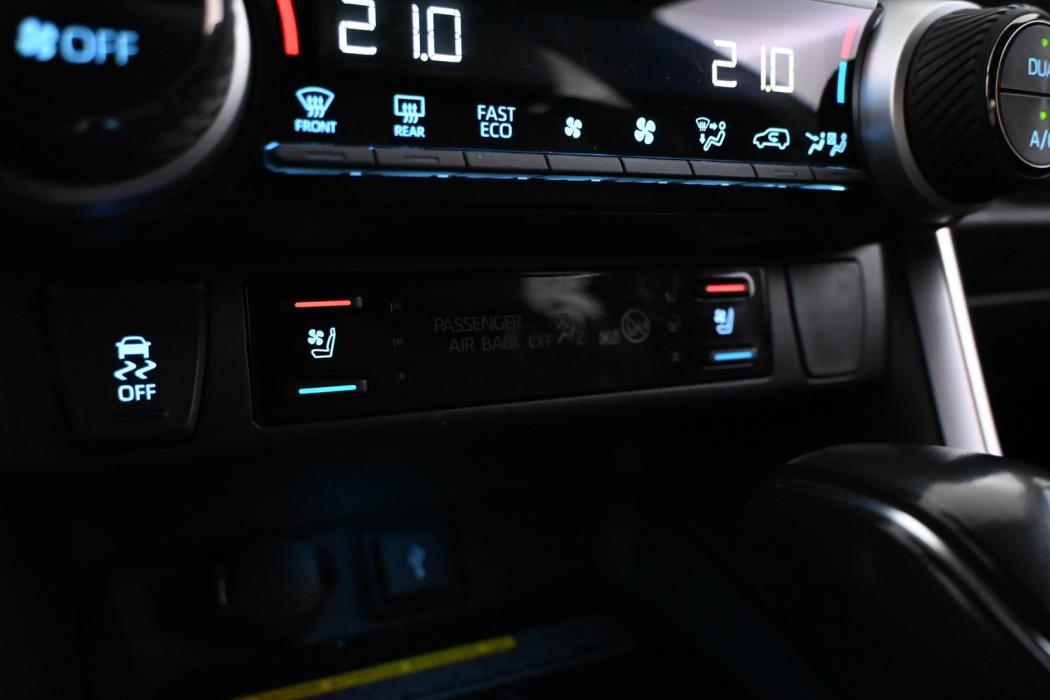 TOYOTA RAV4 PLUG-IN 2021