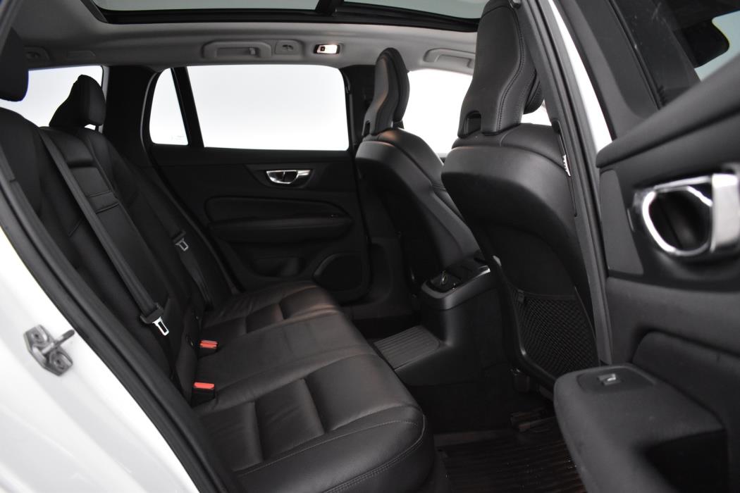 VOLVO V60 2019