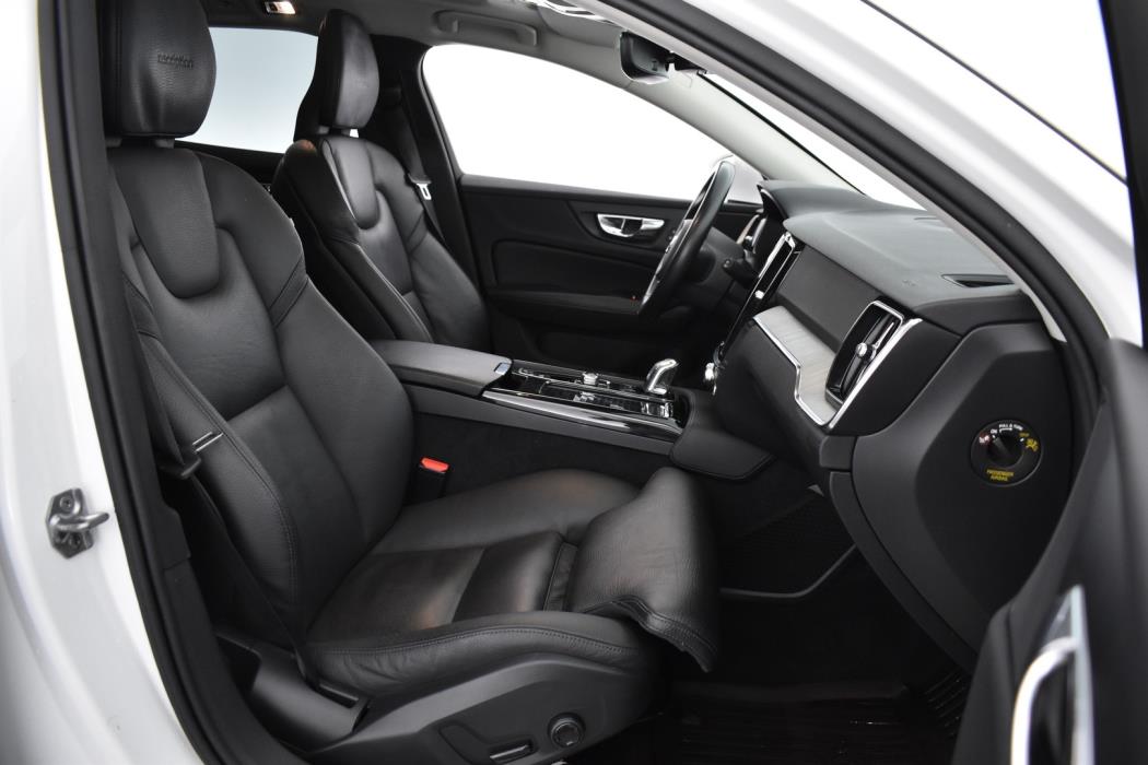 VOLVO V60 2019