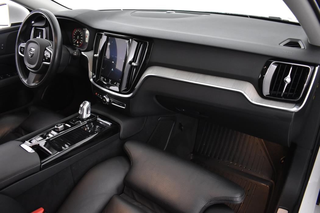 VOLVO V60 2019