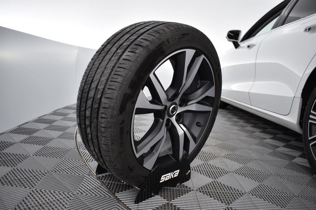 VOLVO V60 2019