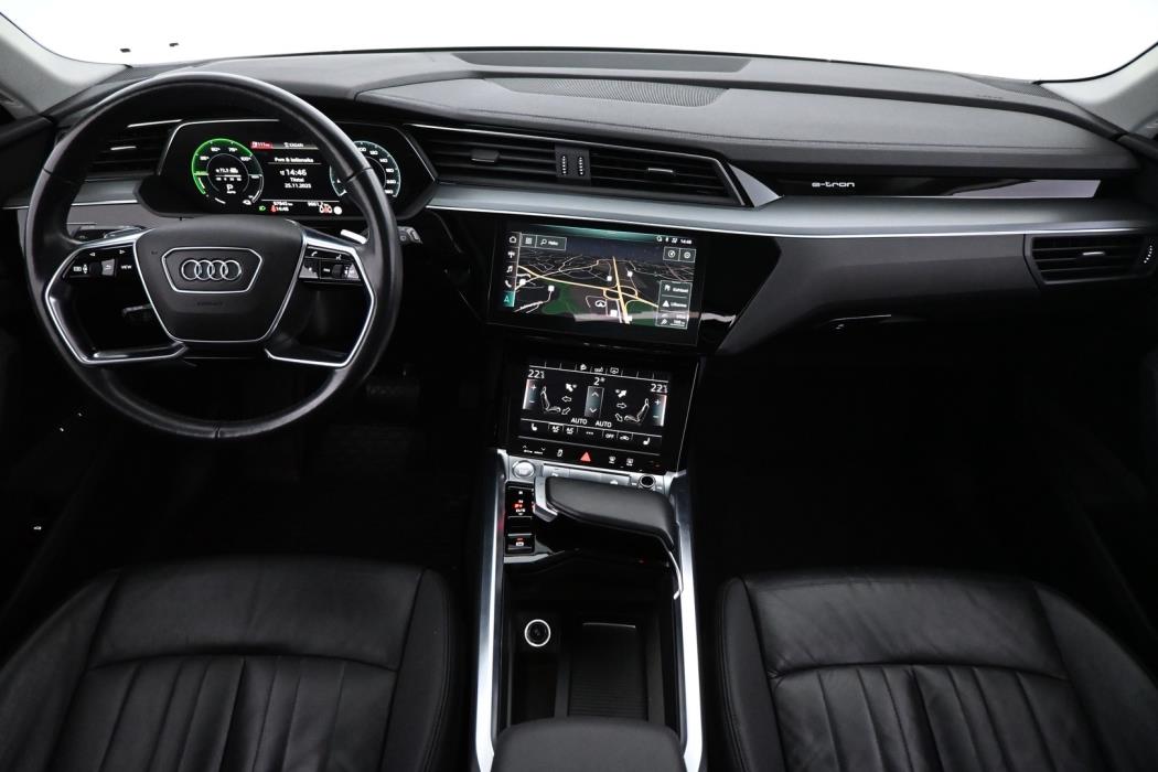 AUDI e-tron 2020
