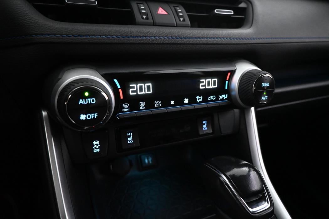 TOYOTA RAV4 2019
