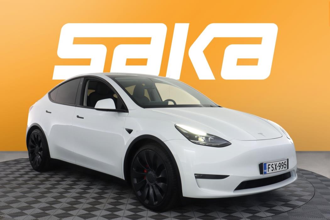 TESLA Model Y 2023