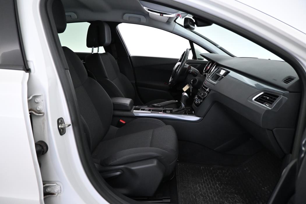 PEUGEOT 508 2012