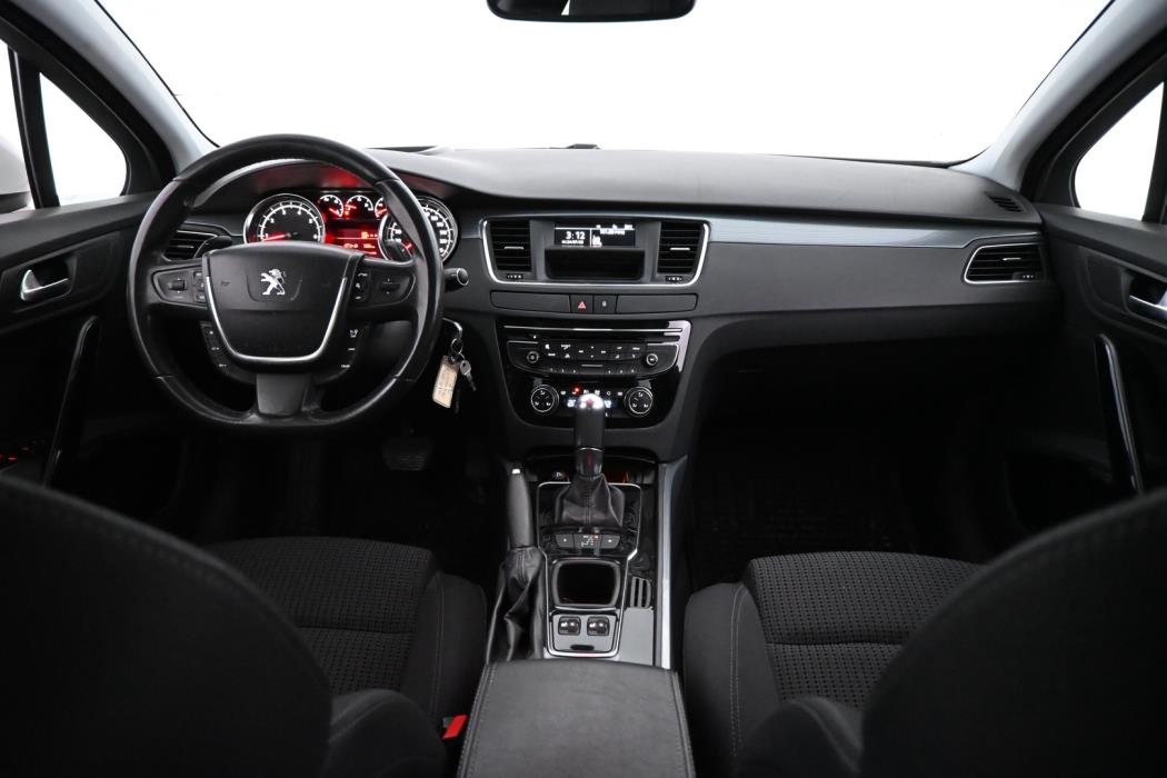 PEUGEOT 508 2012
