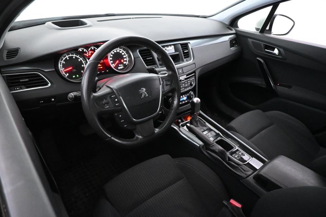 PEUGEOT 508 2012